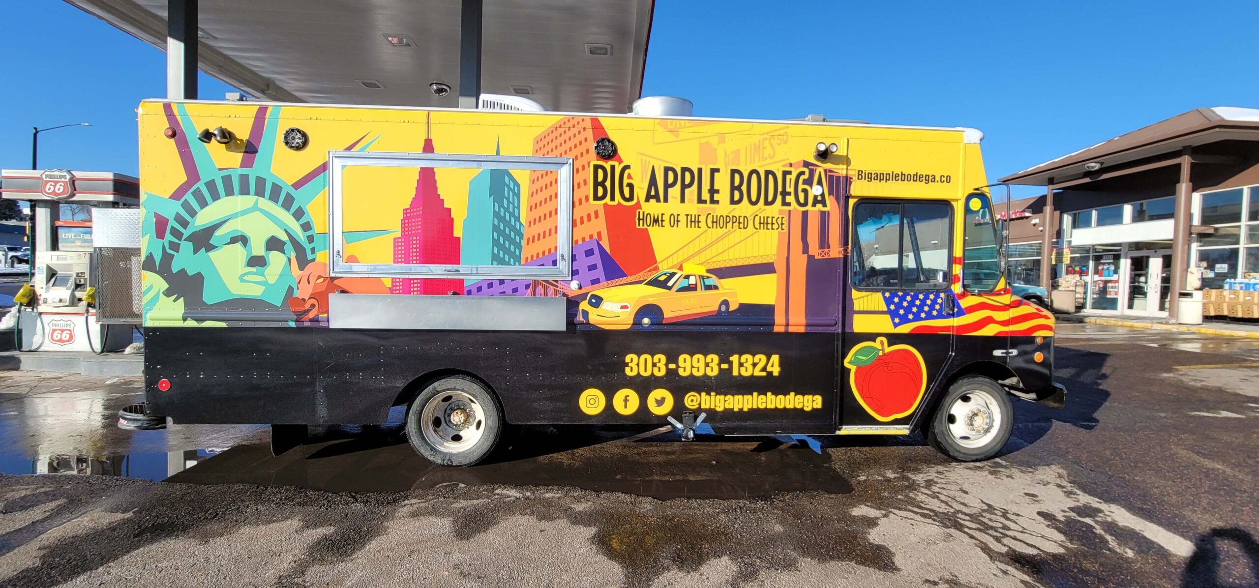 Zion Foodtrucks provides custom trailer manufacturing.