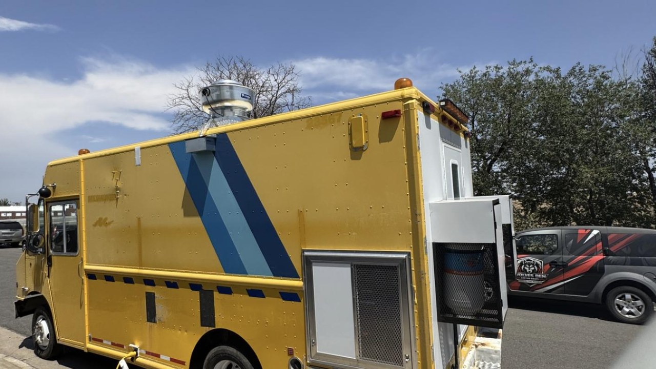Step van food truck exhaust hood and generator box